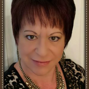 Meet your Posher, Vicki